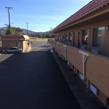 Vagabond Inn Hemet Exterior foto
